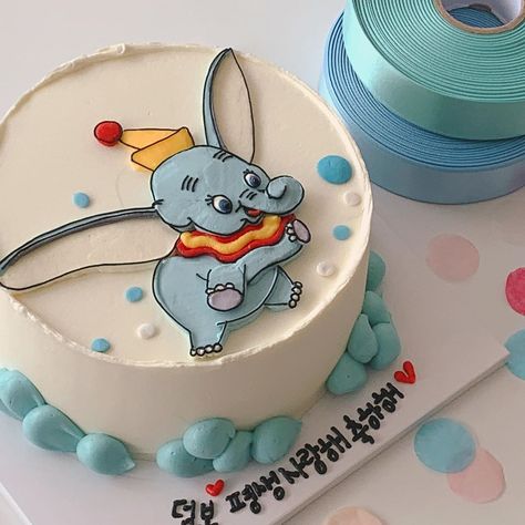 Modern Birthday Cakes, Artist Cake, Disney Birthday Cakes, Mini Cakes Birthday, Cartoon Cake, Valentines Day Cakes, Dog Cakes, Simple Birthday Cake, Baby Birthday Cakes