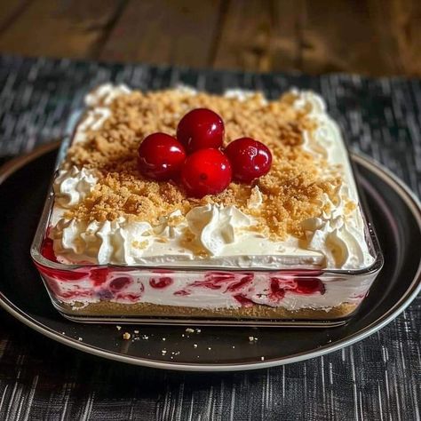 Cherry Cheesecake Lush Layers, Cherry Cheesecake Surprise Layered Dessert, Cherry Lush Dessert Recipe, Cherry Cheesecake Lush Dessert, Cherry Lush Dessert, Lush Dessert Recipes, Cherry Cheesecake Lush, Stove Top Bread Recipe, Cherry Lush