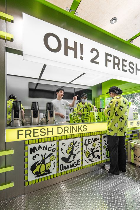 Smoothie Store, Food Court Design, Ci Design, Barber Logo, Juice Branding, Brand Pop, Cafe Shop Design, Fresh Drinks, Kiosk Design