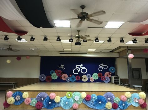 Decoration For School, Simple Stage Decorations For School, Stage Decoration Ideas For College Fest, School Stage Decoration Ideas, Stage Decorations For School, Teachers Day Decoration Ideas Stage, Auditorium Decoration Ideas, Stage Decoration Ideas For School, Teachers Day Decoration