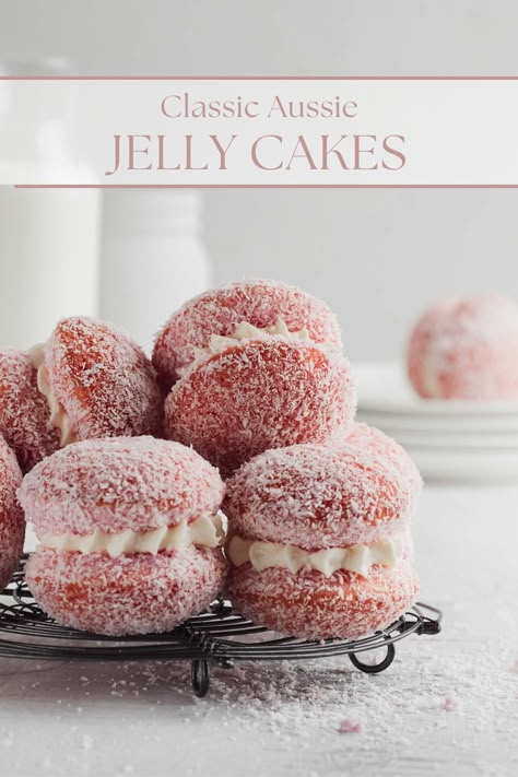 Jelly Cakes Recipe, Grape Jelly Cake, High Tea Cakes, Jelly Cake Recipe, Aussie Recipes, Cinnamon Scones Recipe, Australian Recipes, Australian Desserts, Garden Party Cakes