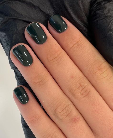 Solid Color Gel Manicure, Very Dark Green Nails, Dark Green Natural Nails, Short Nails Dark Green, Short Square Green Nails, Dark Green Square Nails, Dark Green Nails Short, Short Dark Green Nails, Black Green Nails