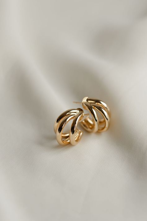 Classic + stylish -- our Triple Hoop Earrings are versatile for everyday wear. Whether they are dressed up or down, they make the perfect accessory. Available in both gold + silver. Includes two gold or silver plated triple hoop earrings Size Diameter: 20mm Width Diameter: 15mm All materials are lead & nickel free Gold Plated Hoop Earrings, Hoops Aesthetic, Gold Ring Earrings, Gold Hoop Earrings Style, Trend Earrings, Silver And Gold Earrings, Gold Hoops Earrings, Trending Earrings, Therapy Art