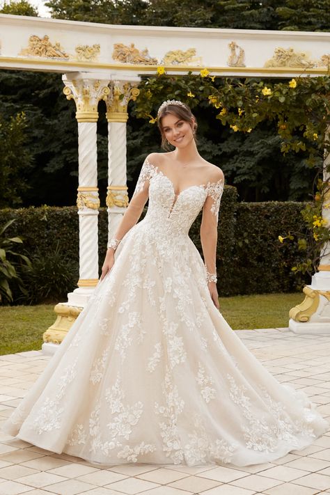 Haute Couture, Wedding Dress With Gold Accents, Royal Ballgown, Wedding Gown Ballgown, Cream Wedding Dresses, Chic Prom Dresses, Ballgown Wedding Dress, Dreamy Gowns, Sophia Tolli