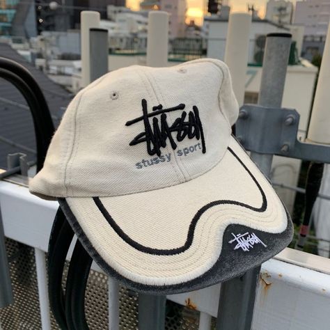 Stussy Cap, Streetwear Caps, Streetwear Hats, Dope Hats, Street Fashion Men Streetwear, Sport Hat, Cool Fits, Streetwear Men Outfits, Cool Hats