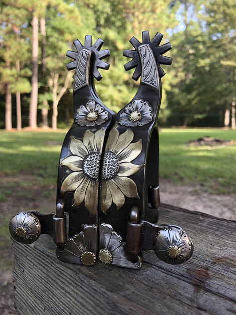 Barrel Racing Tack Rodeo, Western Horseman, Western Things, Cowboy Spurs, Spurs Western, Western Stuff, Barrel Racing Tack, Cowgirl Accessories, Cowboy Gear