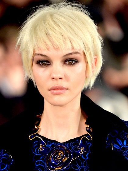 Smoky Brown Eyes Haircuts For Straight Thick Hair, Straight Thick Hair, Edgy Pixie Haircuts, Short Shag Hairstyles, Blonde Short, Straight Blonde Hair, Short Hairstyles For Thick Hair, Choppy Hair, Best Short Haircuts