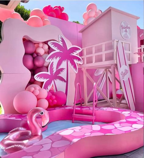 Barbie Homecoming Float, Barbie Beach House, Barbie Pool, Barbie Pool Party, Beach Barbie, Barbie Malibu, Barbie Event, Barbie Beach, Barbie Party Decorations