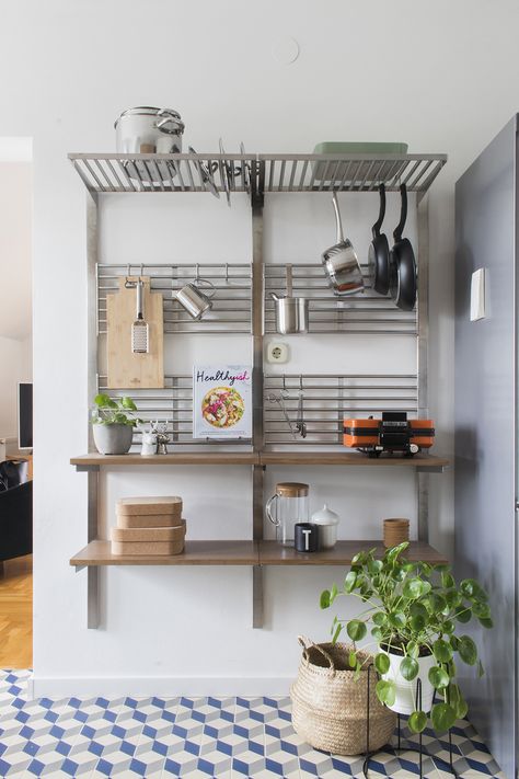 kitchen | kitchen design | ikea kitchen | ikea kungsfors | open shelves | decoration Kitchen Design Ikea, Ikea Kungsfors, Ikea Kitchen Shelves, Appliance Bar, Kitchen Open Shelf, Dapur Ikea, Ikea Shelving, Shelves Decoration, Ikea Usa