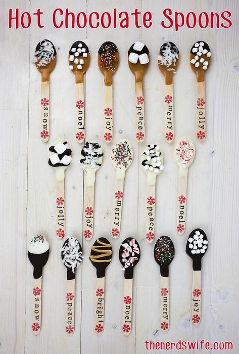 Hot Chocolate Spoons, Chocolate Spoons, Handmade Holiday Gifts, Chocolate Party, Christmas Hot Chocolate, Homemade Hot Chocolate, Oreo Dessert, Hot Cocoa Bar, Chocolate Caliente