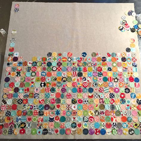 Button Quilt, Circle Quilt Patterns, Snowball Quilts, Crazy Quilts Patterns, Modern Quilt Blocks, Postage Stamp Quilt, Art Quilting, Crazy Quilt Blocks, Scrap Fabric Crafts