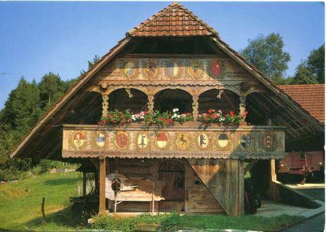 Switzerland - Swiss Cottage Swiss Cabin, Swiss Decor, Switzerland House, Swiss House, Alpine House, About Canada, Swiss Cottage, Cute Cottages, German Houses