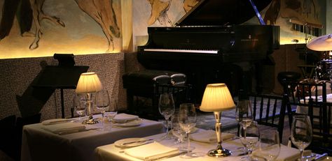 NYC Cabaret | Café Carlyle | Classic New York Cabaret Jazz Restaurant, New York Activities, Carlyle Hotel, The Carlyle, New York City Vacation, Rosewood Hotel, Piano Bar, Nyc Hotels, New York Hotels