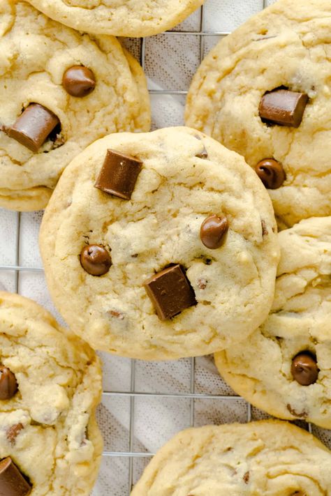 Soft Batch Chocolate Chip Cookies, Soft Batch Cookies, Deserts Recipes, Soft Batch, Sweet Board, Mocha Cookies, Chocolate Chip Cookie Recipe, Vanilla Flavor, Delicious Cookie Recipes