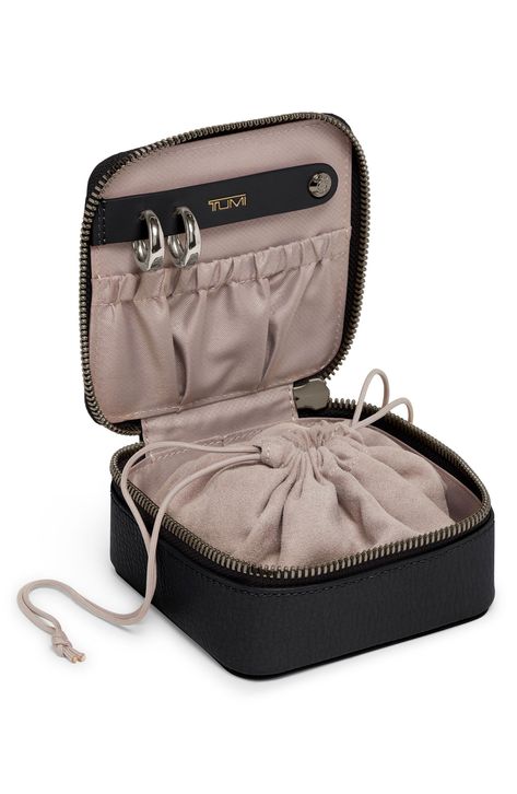 Jewelry travel case