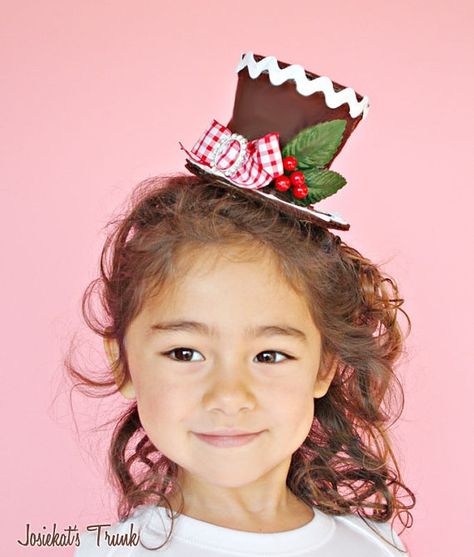 Cute gingerbread hat for Christmas, too cute!! Gingerbread Hat, Hat For Christmas, Hat Photography, Christmas Program, Holiday Hats, Christmas Hair Bows, Masquerade Costumes, Christmas Parade, Christmas Headband