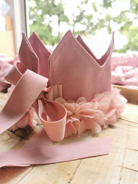 Boys Crown, Tulle Pompoms, Waldorf Crown, Boy Crown, Handmade Crown, Crown Handmade, Crown Pink, Felt Crown, Second Birthday Ideas