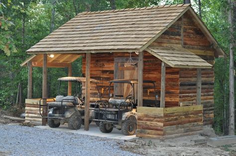 Deer Skinning Shed Ideas, Hunting Shack Ideas, Deer Camp Ideas Hunting Cabin, Deer Camp Ideas, Hunting Camp Ideas, Deer Skinning Rack, Hunting Cabin Ideas, Homemade Cooler, Hunting Shack