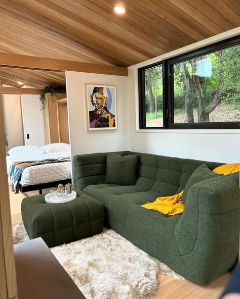 Another Russo2 corner sofa installed by @fritztinyhomes If your looking for a tiny home builder look no further. They make the most incredible homes fully customized to your needs. Green Sofa Living Room, Lounge Chair Bedroom, Sofa Green, Retro Sofa, Green Sofa, Curved Sofa, Stylish Sofa, Dining Room Office, House Room