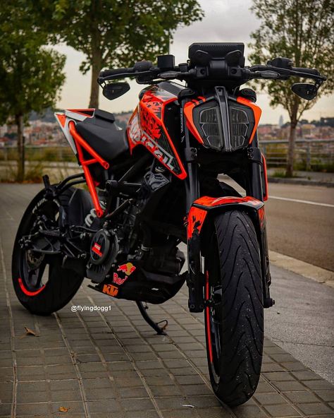 KTM Duke 125 Rc 200 Modified, Duke Motorcycle, Ktm Super Duke, Rc 200, Ktm Rc 200, Ktm Duke 200, Tmax Yamaha, Duke Bike, Ktm Motorcycles