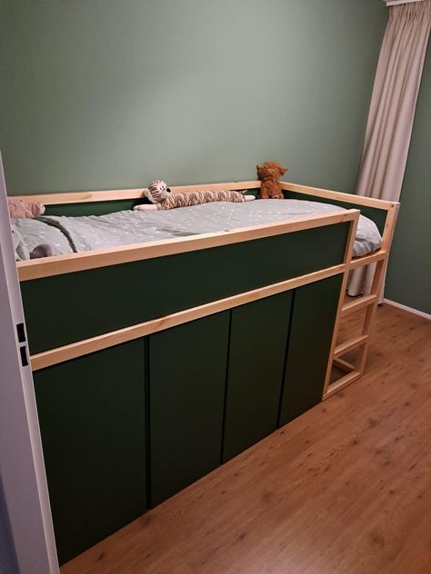 Ikea Kura Ivar, Ikea Ivar Bed Hack, Ivar Bed Hack, Diy Kura Bed, Ikea Bunk Bed Hack, Bunk Bed Hacks, Sea Kids Room, Kura Bed Hack, Ikea Bunk Bed