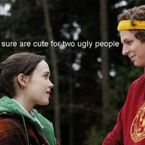 Juno Juno Pfp Movie, Juno And Paulie, Juno Core Aesthetic, Juno And Bleeker, Juno Movie Quotes, Juno Outfit, Juno Pfp, Juno Fanart, Juno Wallpaper