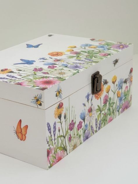 #giftguide #christmasgifts #anniversarygift #stickers #happybirthday #art #customisedgifts #giftidea #homemadegiftideas #homemade #handmadewithlove #gifts Gift Topper Ideas, Wooden Box Crafts, Box With Flowers, Beautiful Meadow, Hand Painted Wooden Box, Wooden Memory Box, Wrapping Paper Crafts, Painted Wooden Boxes, Decoupage Diy