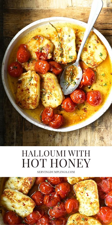 Hot Honey Tomatoes with Halloumi Halloumi And Vegetables, Healthy Semi Homemade Recipes, Salad With Halloumi, How To Cook Halloumi Cheese, Greek Halloumi Recipes, Haloumi Breakfast Recipes, Halloumi Breakfast Recipes, Hot Honey Recipes Ideas, Halloumi Starter