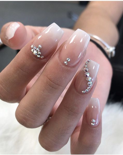 Elegant Nails With Stones, Stone On Nails Design, Wedding Nails With Stones, Short Ombre Nails With Rhinestones, Short Nails Crystals, Wedding Nails Diamonds, Rhinestone Nail Designs Simple, Nail Gem Designs Simple Rhinestones Short, Easy Nail Gem Designs