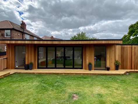 Large Summer House Ideas, Modern Garden Shed Ideas, Garden Lodge Ideas, Garden Den For Adults, Cedar Garden Room, Large Garden Room Ideas, Cedar Cladding Garden Room, Cladded Garden Room, Garden Room Cladding Ideas