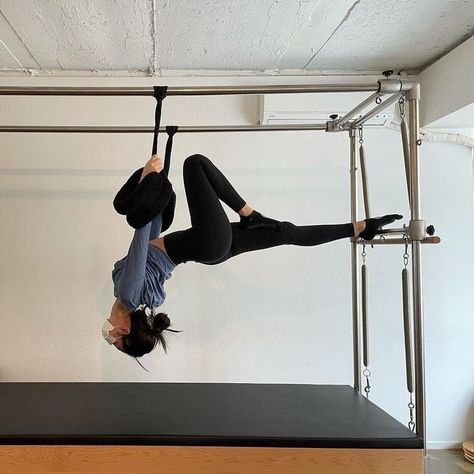 Pilates Motivation, Pilates Poses, Pilates Outfit, Aerial Acrobatics, Pilates Body, Fitness Inspiration Body, Pilates Studio, Workout Aesthetic, Pilates Reformer