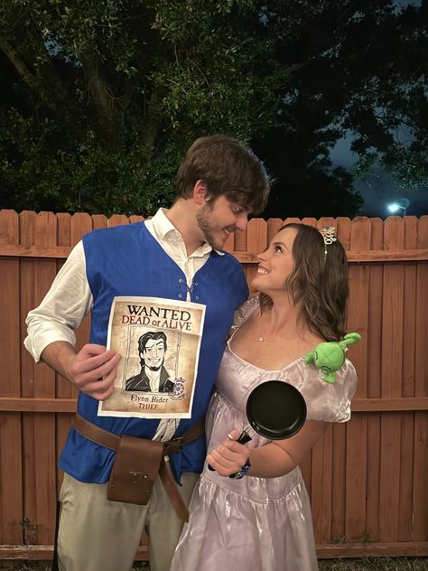 E.t. Halloween Costume, Couples Halloween Costume For Brunettes, Rapunzel And Flynn Couples Costume, Cute Couple Halloween Costumes Diy, Couples Halloween Costume Iconic, Tangled And Flynn Rider Costume, Halloween Costumes Couples Brunette, Cute Halloween Ideas For Couples, Cute Couple Ideas For Halloween