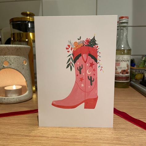 Diy Christmas Cards Aesthetic, Christmas Card Aesthetic, Cowboy Boot Illustration, Cowboy Boot Art, Boot Illustration, Vintage Drawings, Christmas Cowboy, Christmas Boots, Santa Boots