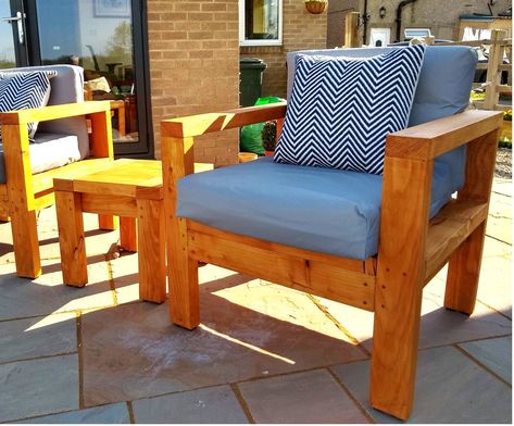 2x4 Outdoor Chairs, Outdoor Chair Plans, White Outdoor Furniture, Modern Outdoor Chairs, Outdoor Furniture Chairs, Outdoor Wood Furniture, Porch Furniture, Cozy Chair, Wood Designs