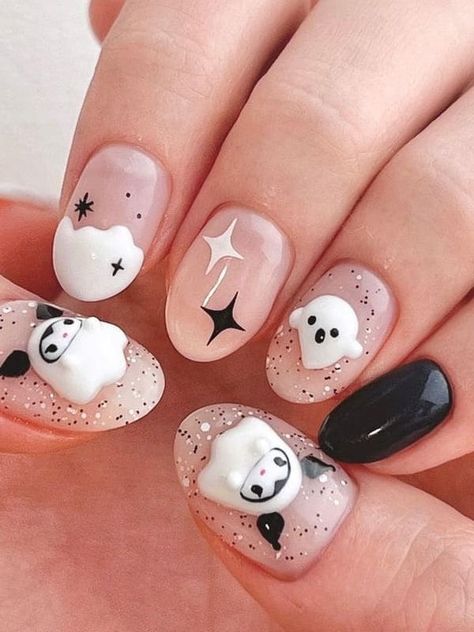 short Korean Halloween Nails: black and white Pink Gel X Nails Short, Halloween Theme Nails Short, Cute Korean Fall Nails, Halloween Short Nails Design, Korean Nails Fall, Japanese Halloween Nails, Halloween Korean Nails, Halloween Nail Art Short Nails, Fall Korean Nails