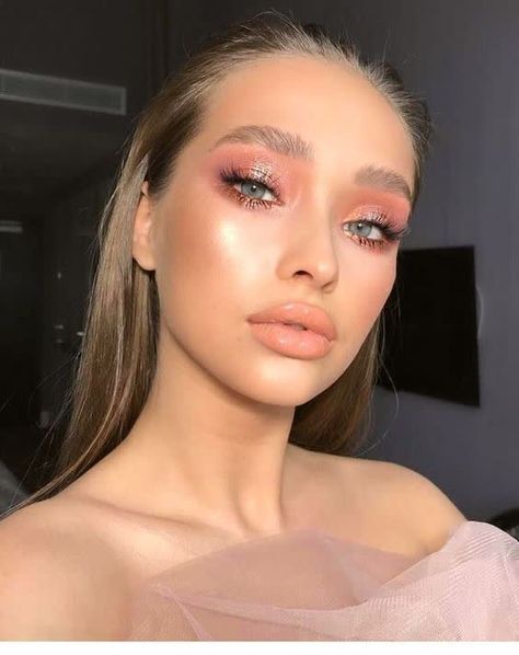 Peachy Makeup Look, Peach Makeup Look, Pink Makeup Looks, Natural Eyebrows Growth, Peach Shades, Makeup Suggestions, 13 Makeup, Ball Makeup, Wedding Hairstyles And Makeup