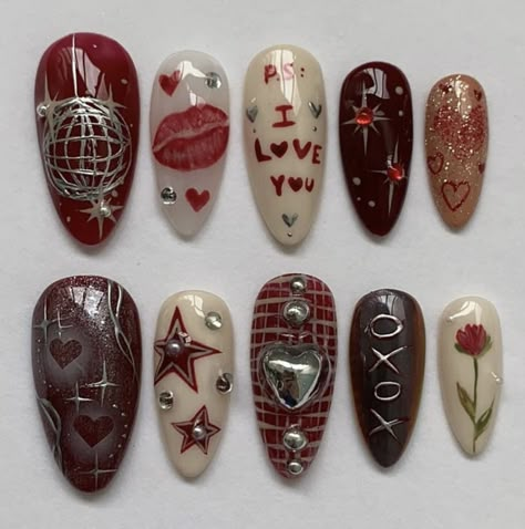 Set by bibbilinails on insta Vday Nails, Red Nail Art, Hippie Nails, Grunge Nails, Pretty Gel Nails, Really Cute Nails, Aesthetic Nails, Nail Art Inspo, Cool Nails