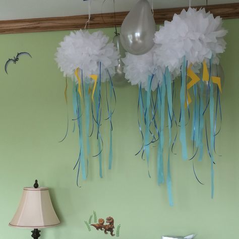 Thunder Theme Party, Thunderstorm Party Theme, Tornado Balloons, Storm Birthday Party Ideas, Storm Theme Party, Storm Decoration, Tornado Balloon Garland, Tornado Birthday Party Decorations, Twister Party