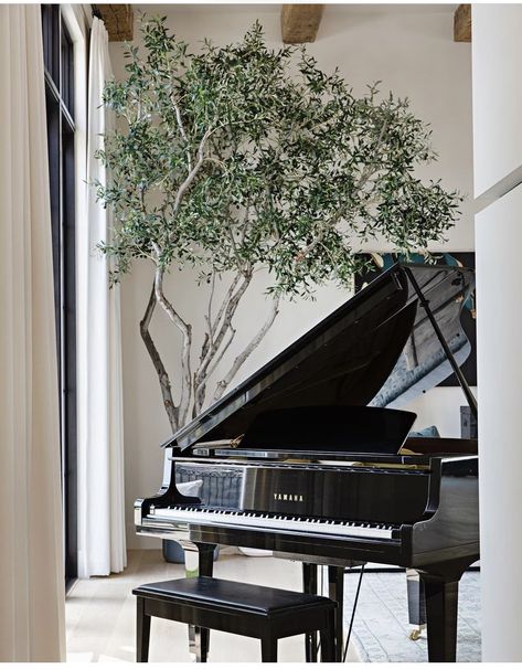 Piano In Entryway, Home Music Room Design, Upright Piano Decor, Piano Space, Piano Room Design, Modern Music Room, Intimate Living Interiors, Grand Piano Room, Piano Room Decor