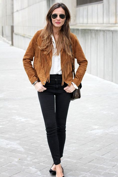 tylish Brown Suede Jacket Outfit for Fall Suede Fringe Jacket Outfit, Brown Suede Jacket Outfit, Fringe Jacket Outfit, Brown Jacket Outfit, Suede Jacket Outfit, Jacket Outfit Women, Festival Jacket, Suede Leather Jacket, Fringe Leather Jacket