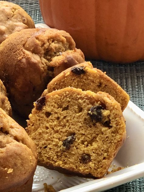 Pumpkin Bread With Raisins, Pumpkin Muffins With Raisins, Pumpkin Raisin Bread, Pumpkin Raisin Muffins, Date Muffins, Healthy Harvest, Pumpkin Yogurt, Bread Quick, Raisin Muffins