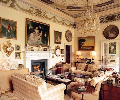 Georgian Interiors | Georgian interior designs styles | Georgian ... | Intriguing Interiors Victorian Gothic Interior, Georgian Style Homes, Gothic Interior, Georgian Interiors, Georgian Furniture, English Interior, English Decor, Country House Interior, English Country Style