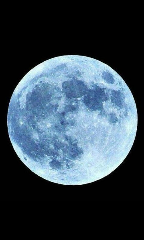 Blue Round Pfp, Blue Moon Wallpaper Iphone, Blue Planet Wallpaper, Blue Moon Aesthetic, Blue Moon Wallpaper, Blue Astronomy, Blue Full Moon, Button Moon, Full Blue Moon