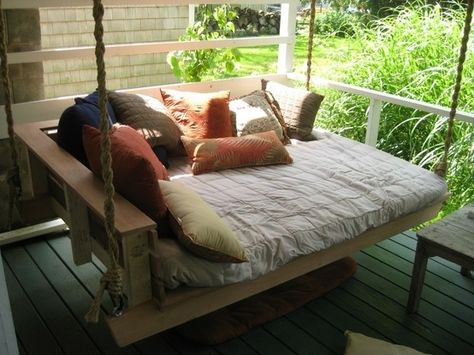 DIY Porch Swing Bed | 27 Ways To Rethink Your Bed.. this one would be great for reading on a beautiful summer day Diy Porch Swing Bed, Porch Bed, Diy Porch Swing, Porch Swing Bed, Swing Bed, Diy Porch, Bed Swing, Cool Ideas, Style At Home