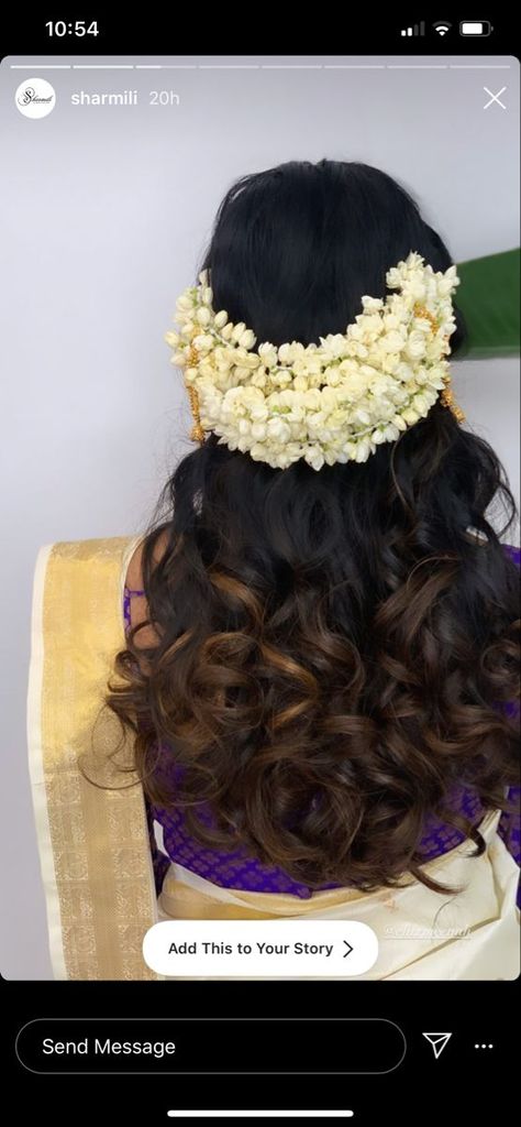 Half uphalf down hairdosouth indian wedding lookjasmine southindianbride southindianwedding indianhair jasmine gajra halfuphalfdown halfuphalfdownhair halfuphalfdownhairstyles halfuphalfdownweddinghairstyles naturalhair South Indian Wedding Look, Indian Wedding Look, Feminine Hairstyle, Indian Hairstyles For Saree, South Indian Hairstyle, South Indian Wedding Hairstyles, Jasmine Hair, Hair Style On Saree, Feminine Hairstyles