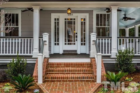 Outdoor Railings, Front Porch Railings, Front Porch Steps, Porch Stairs, Porch Kits, Brick Steps, Prairie View, Building A Porch, Farmhouse Front Door