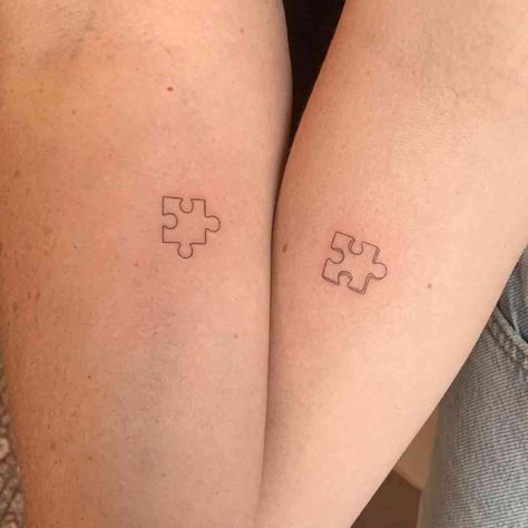 83 Matching Puzzle Piece Tattoo Ideas - TattooGlee Puzzle Pieces Tattoo Design, Minimalistic Clock Tattoo, Puzzle Piece Tattoo Family, Tattoo Puzzle Piece, Matching Tattoos With Mom, Family Matching Tattoos, Ehe Tattoo, Duo Tattoos, Piece Tattoo Ideas