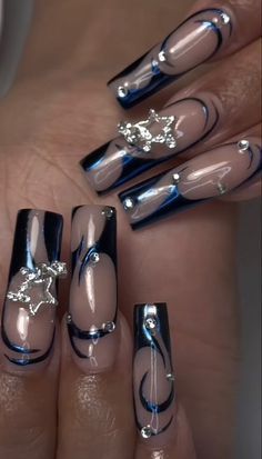 Dark Blue Nail Aesthetic, Square Acrylic Nails Red And Black, Pretty Navy Blue Nails, White With Light Blue Nails, Acrylic Nails Ideas Royal Blue, Dark Blue Acrilyc Nails, The Maria’s Inspired Nails, Red And Black Square Acrylic Nails, Black And Blue Chrome Nails