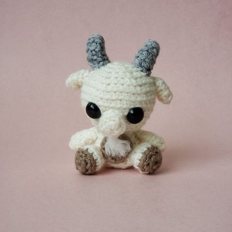 Goat Goat Gifts Ideas, Goat Puppet, Goat Amigurumi, Goat Crochet, Goat Stuffed Animal, Crochet Goat, Goat Ideas, Sculpt Ideas, Goat Gifts