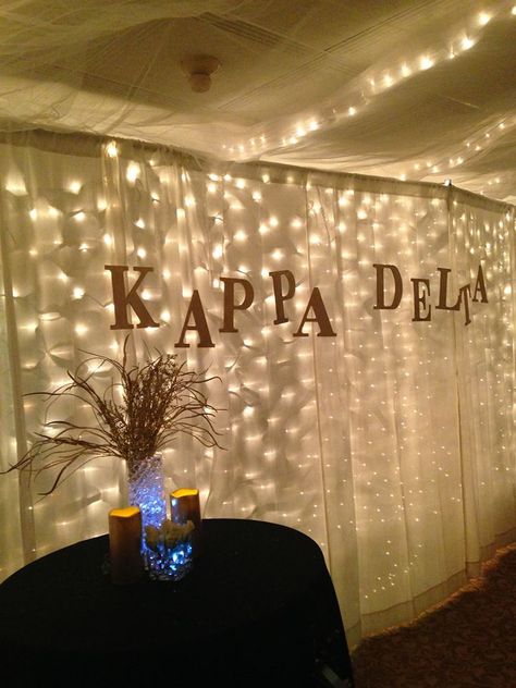 Recruitment decor idea Sorority Recruitment Decorations, Preference Night, Recruitment Decorations, Spring Recruitment, Recruitment Themes, Sorority Formal, Sorority House, Social Innovation, Sorority Events